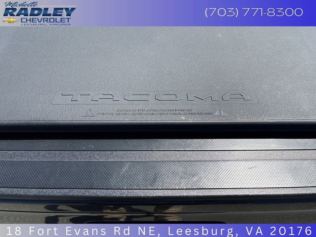 Used 2023 Toyota Tacoma TRD Off-Road AWD/4WD image 12