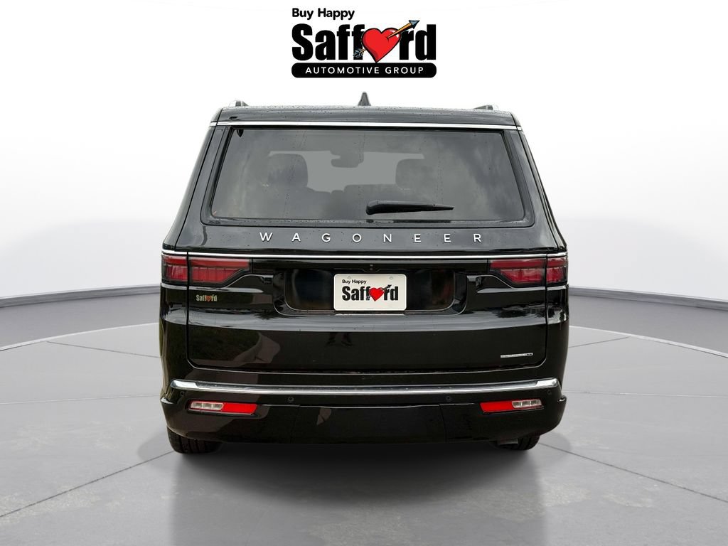 Certified 2024 Jeep Wagoneer L Series II w/ Flexible Seating Group AWD/4WD image 10
