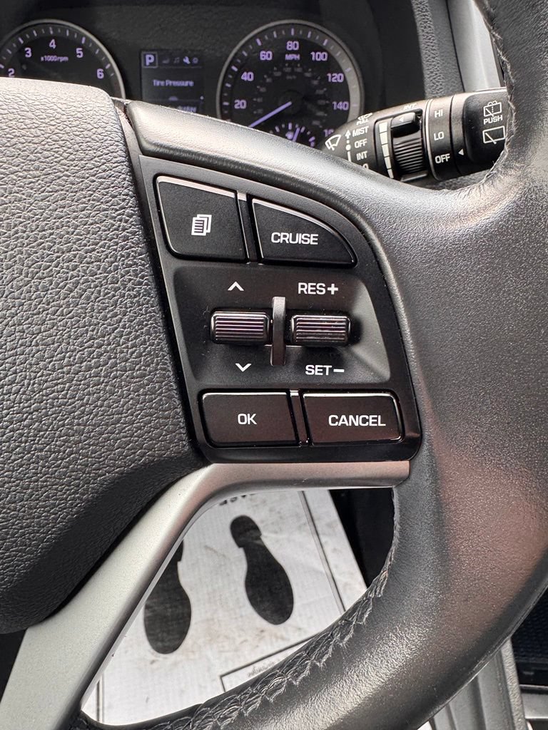Used 2017 Hyundai Tucson Sport w/ Cargo Package FWD image 28