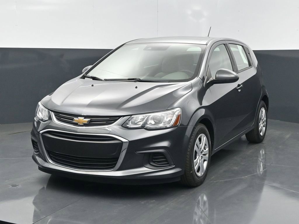 Used 2020 Chevrolet Sonic LT FWD image 2