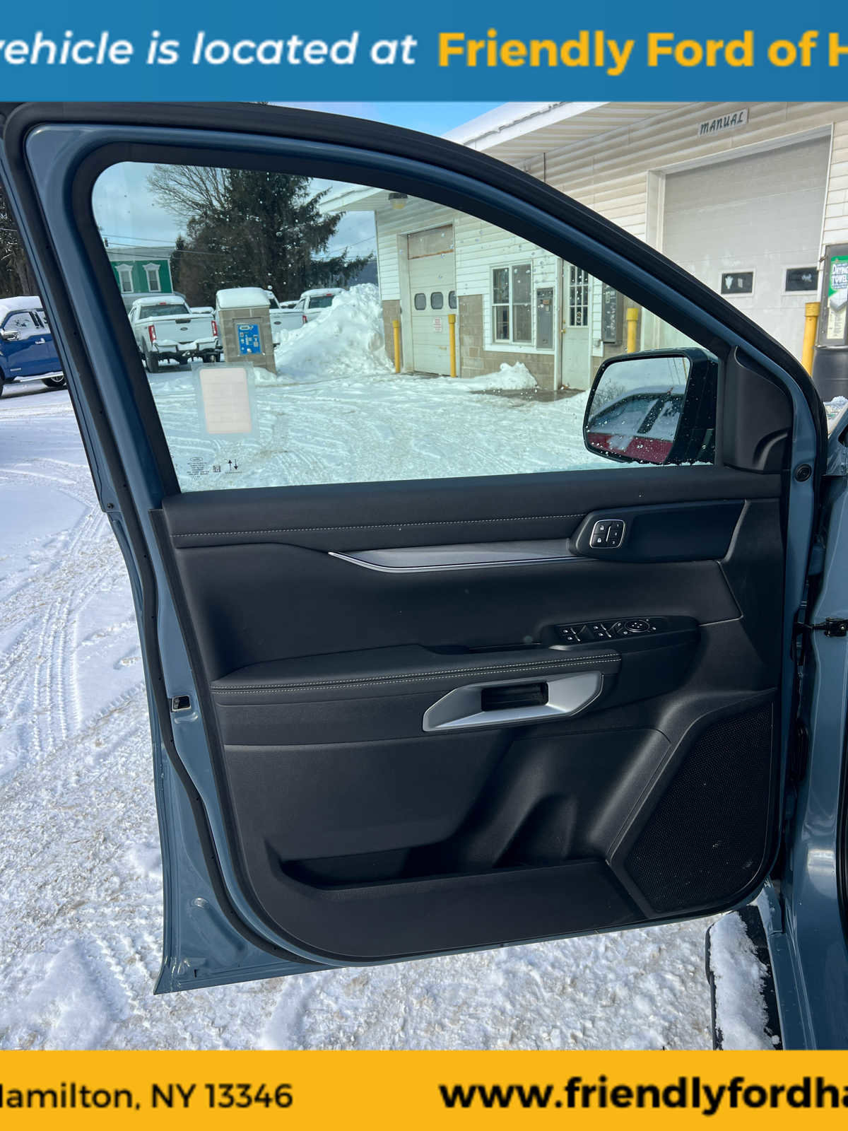 Used 2024 Ford Ranger Lariat w/ Trailer Tow Package image 26