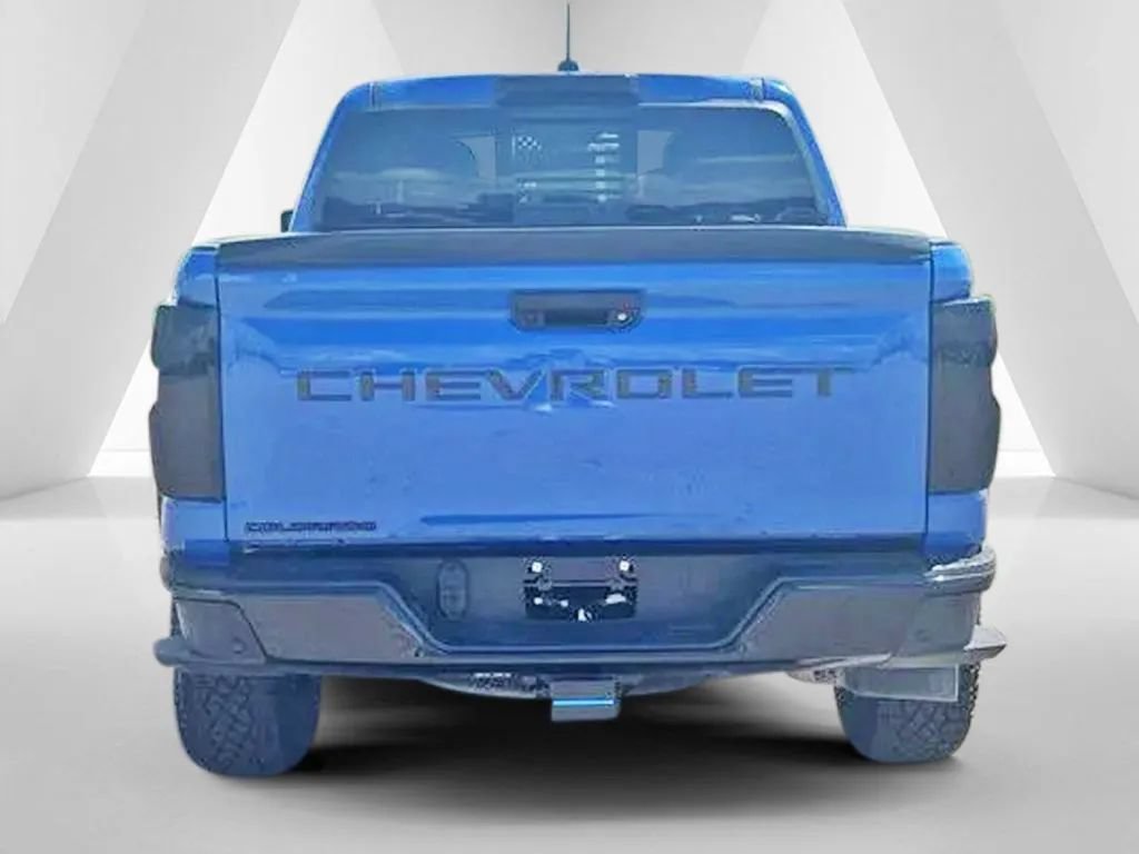 Used 2025 Chevrolet Colorado Trail Boss AWD/4WD image 6