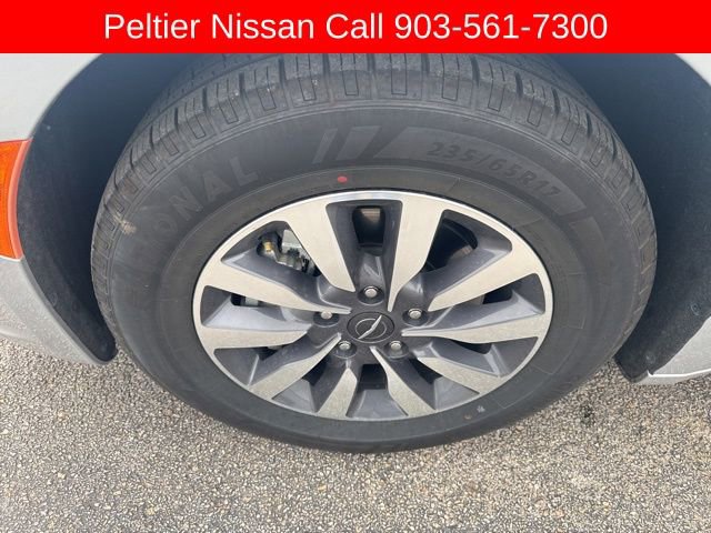 Used 2024 Chrysler Pacifica Select image 9