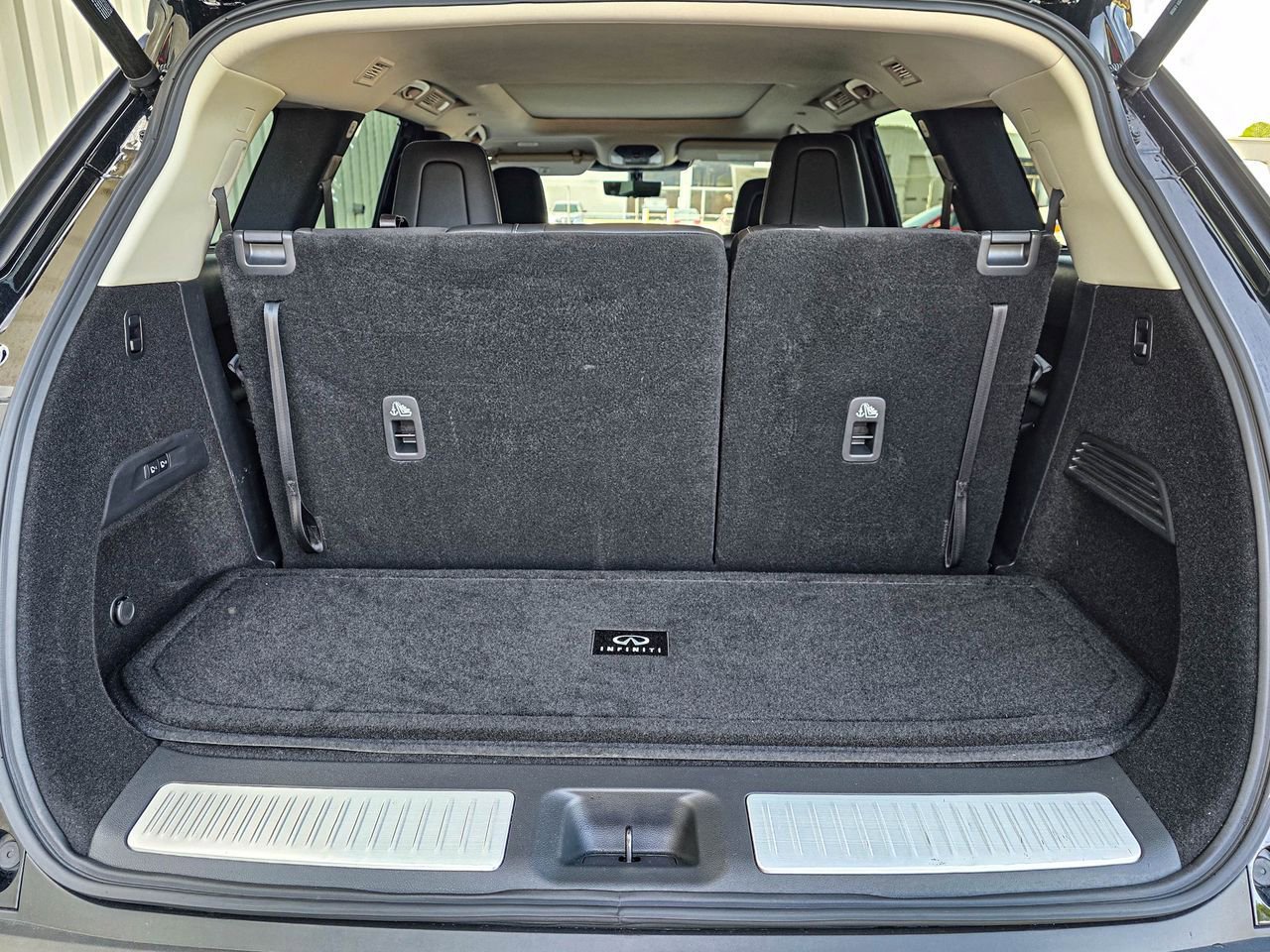 Used 2025 INFINITI QX60 Sensory w/ Vision Package AWD/4WD image 38