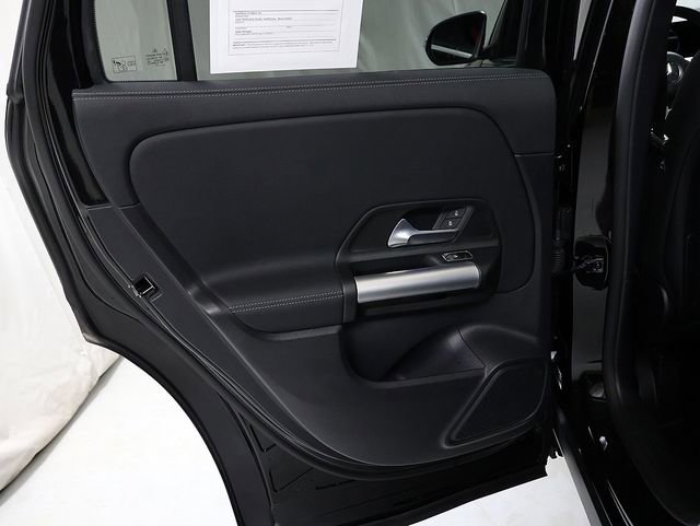 Certified 2023 Mercedes-Benz GLA 250 4MATIC image 27