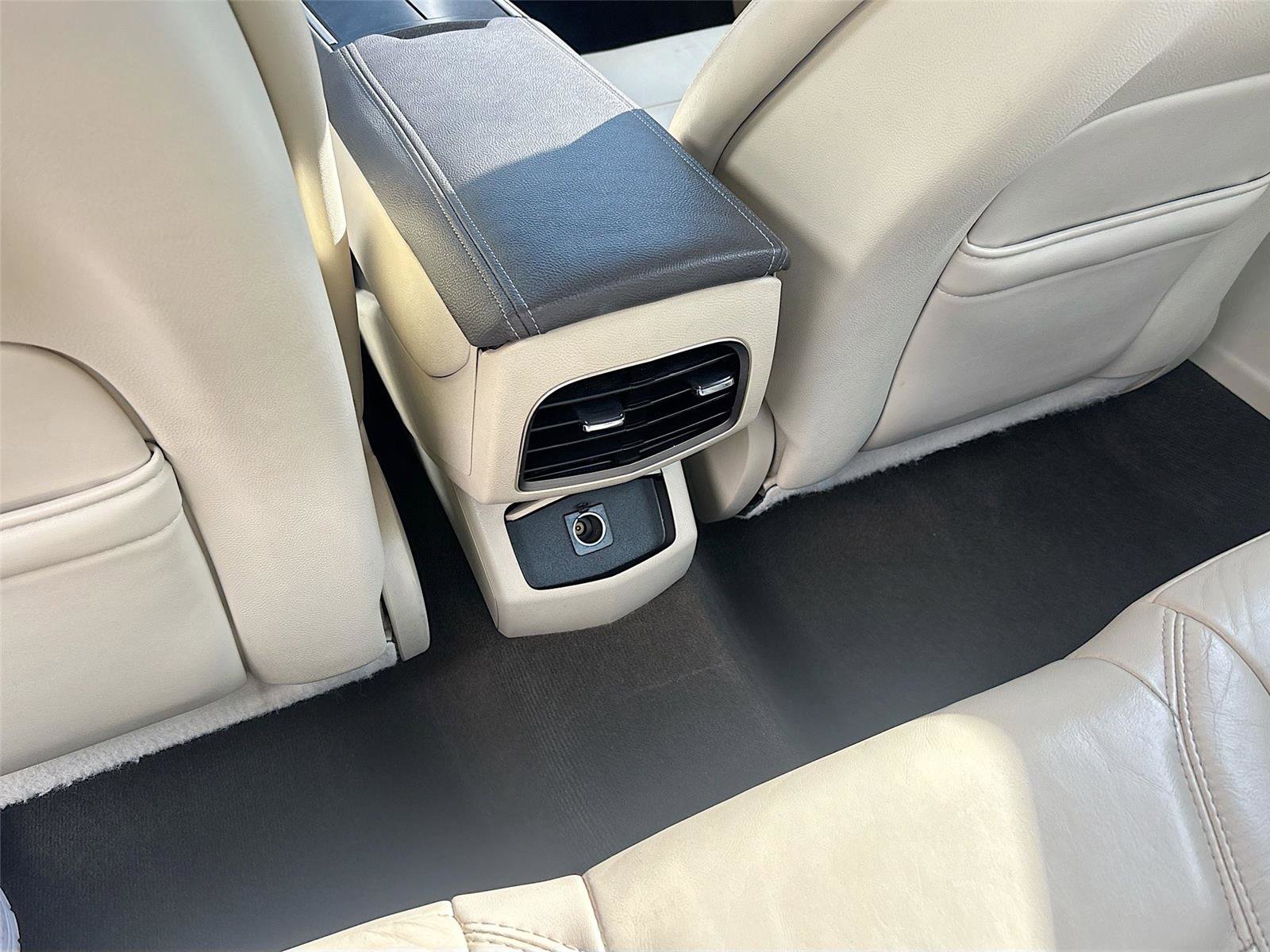 Used 2015 Lincoln MKZ w/ Equipment Group 101A Select image 29