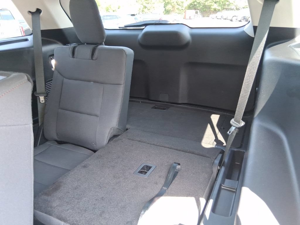 Used 2025 Ford Explorer Active AWD/4WD image 20