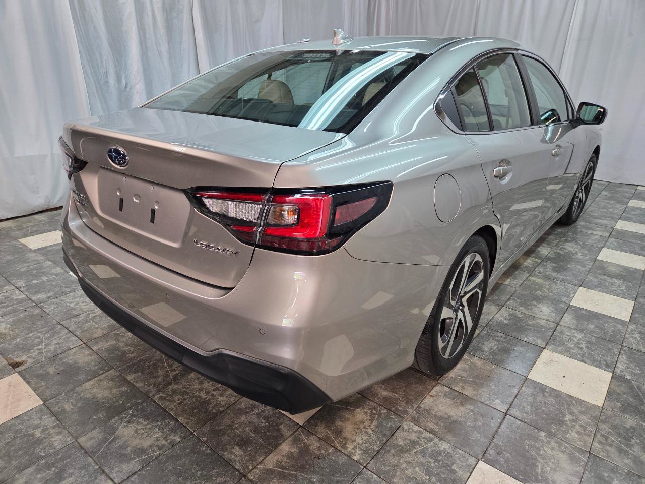 Used 2020 Subaru Legacy Limited AWD/4WD image 5