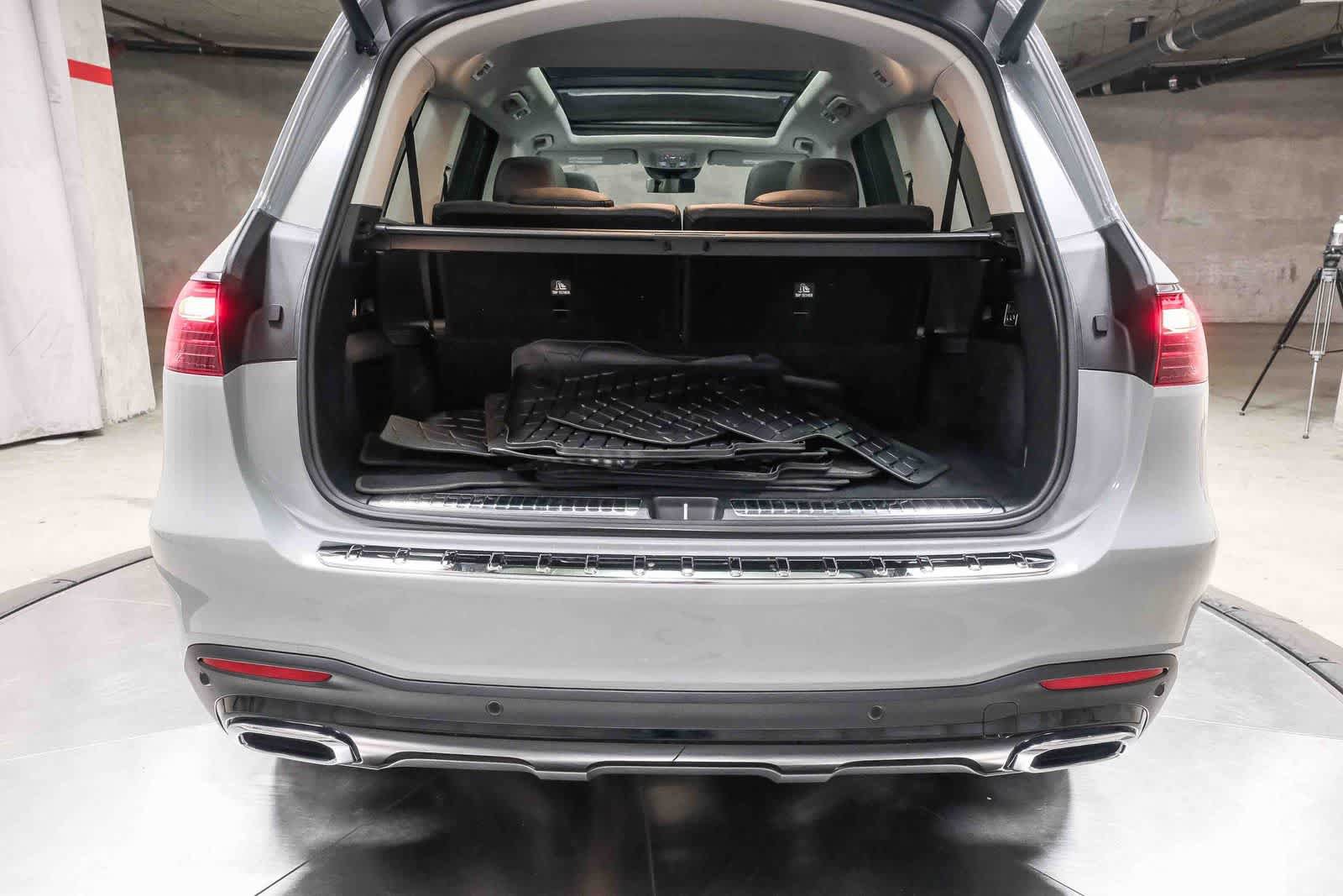 Certified 2026 Mercedes-Benz GLS 450 4MATIC image 30