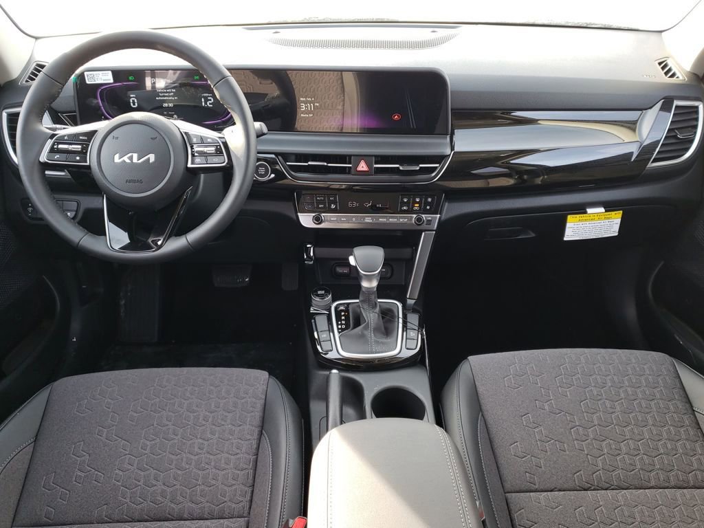 New 2026 Kia Seltos S image 8