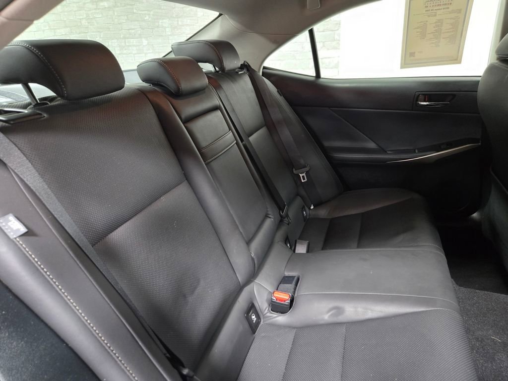 Used 2016 Lexus IS 300 AWD w/ Premium Package image 47
