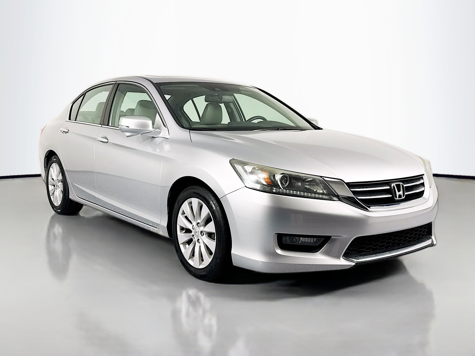 Used 2015 Honda Accord EX-L image 3