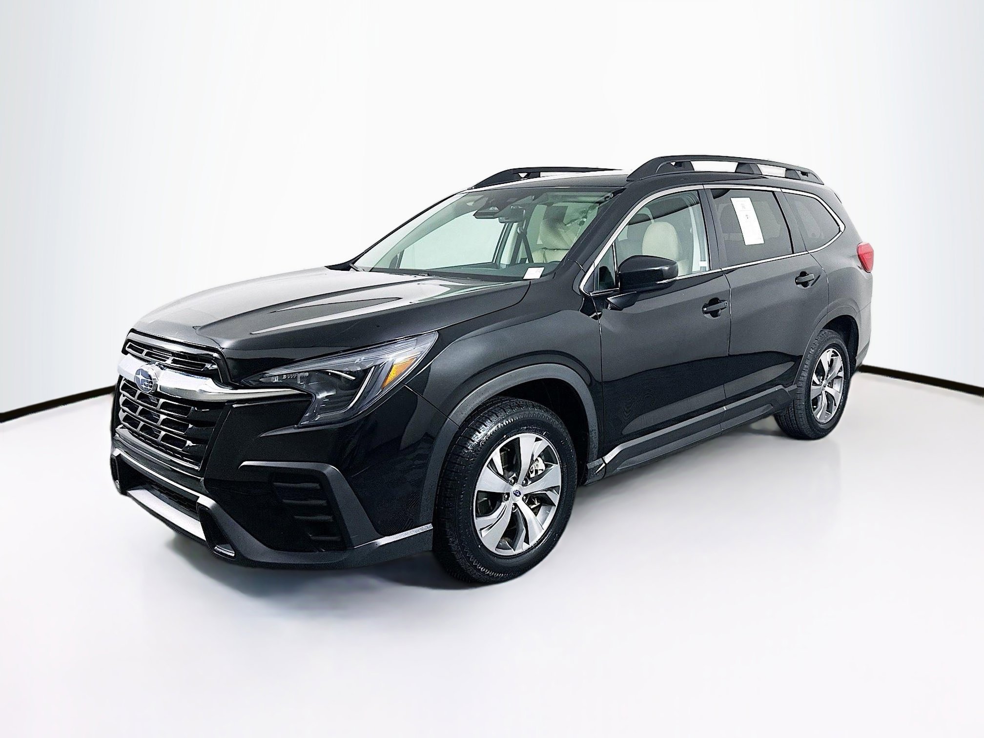 Used 2025 Subaru Ascent Premium image 3