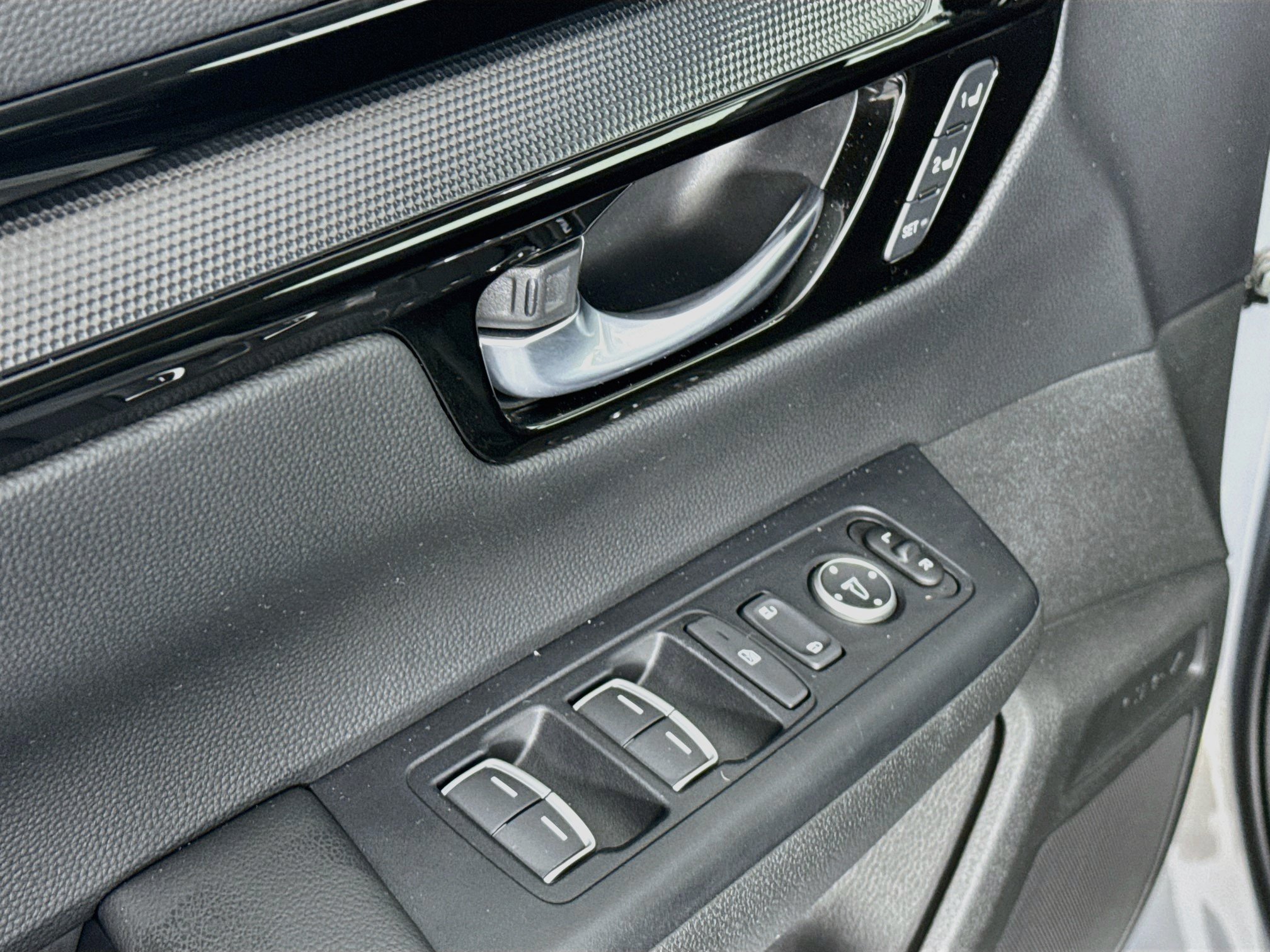 Used 2023 Honda CR-V EX-L image 17