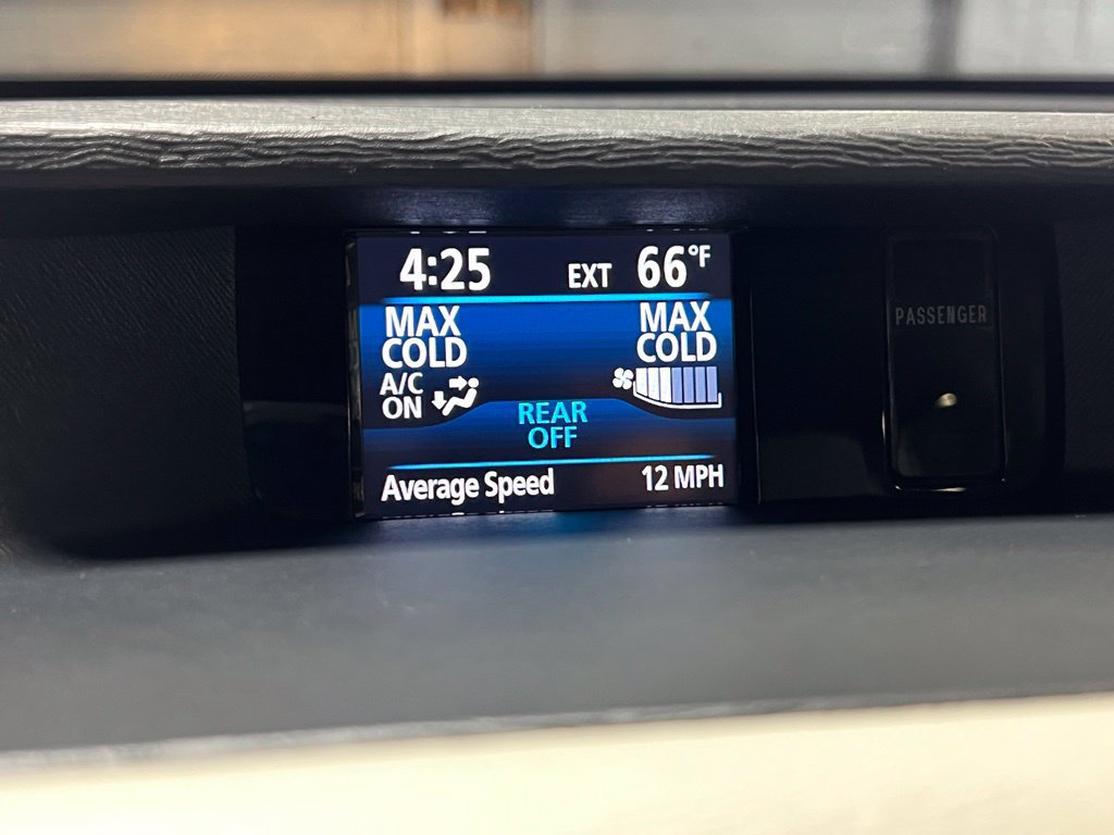 Used 2013 Toyota Sienna LE FWD image 29