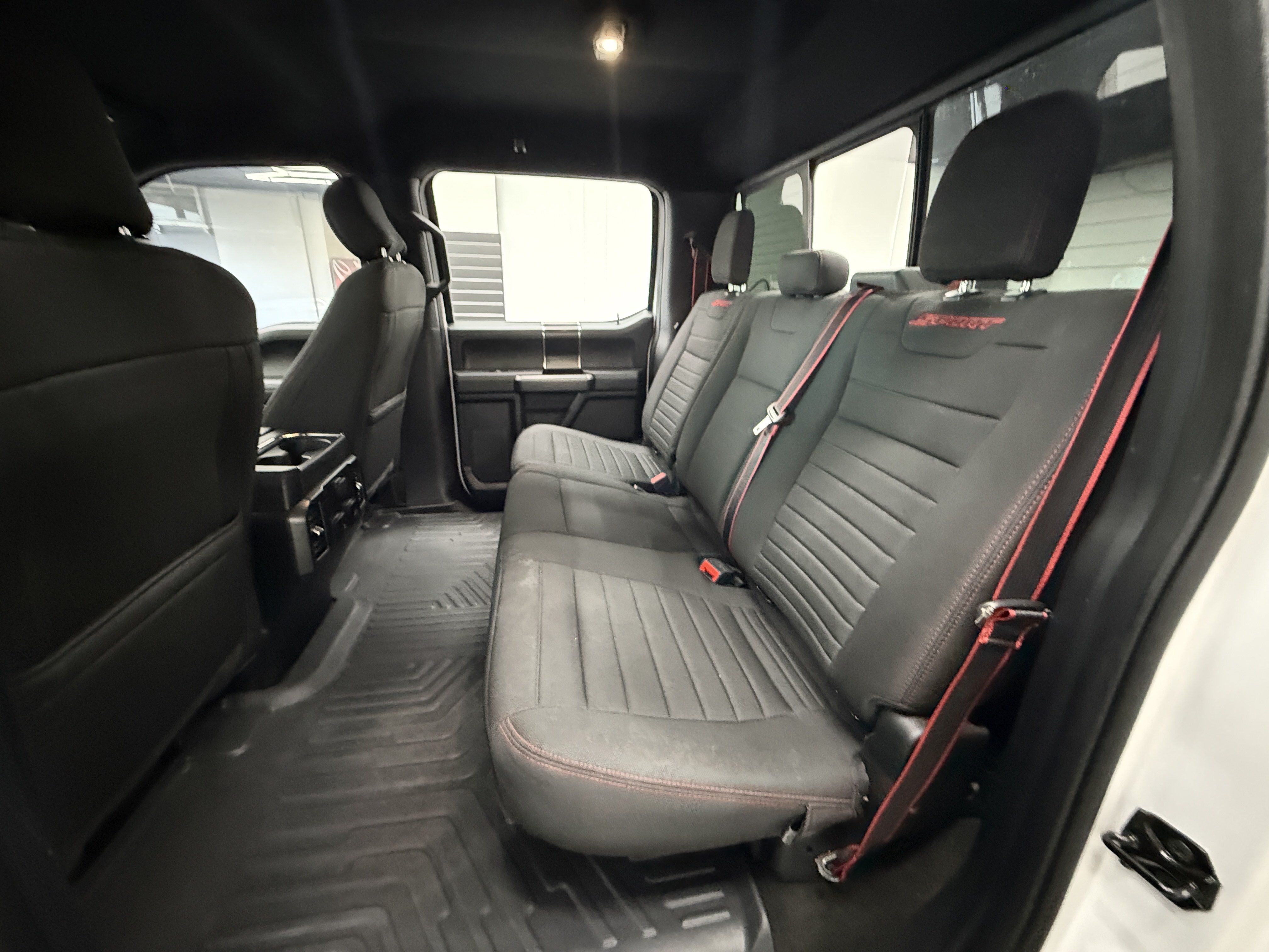 Used 2020 Ford F150 XLT w/ Equipment Group 302A Luxury AWD/4WD image 23