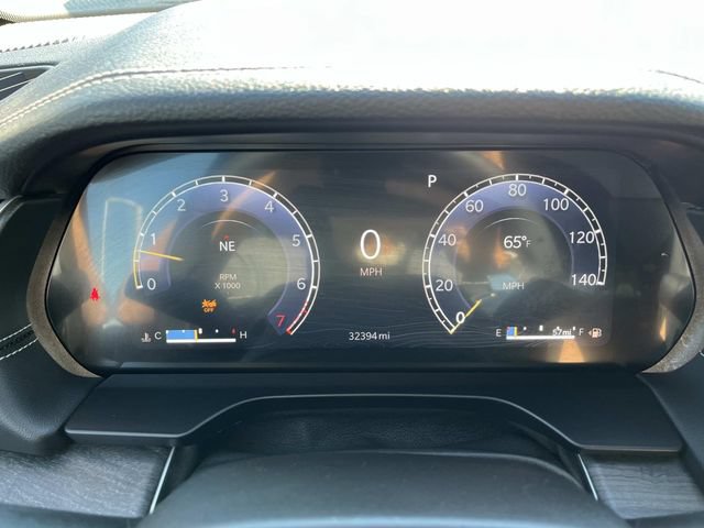 Used 2025 Jeep Grand Cherokee Limited AWD/4WD image 37