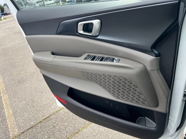 New 2026 Kia Carnival LX FWD image 20