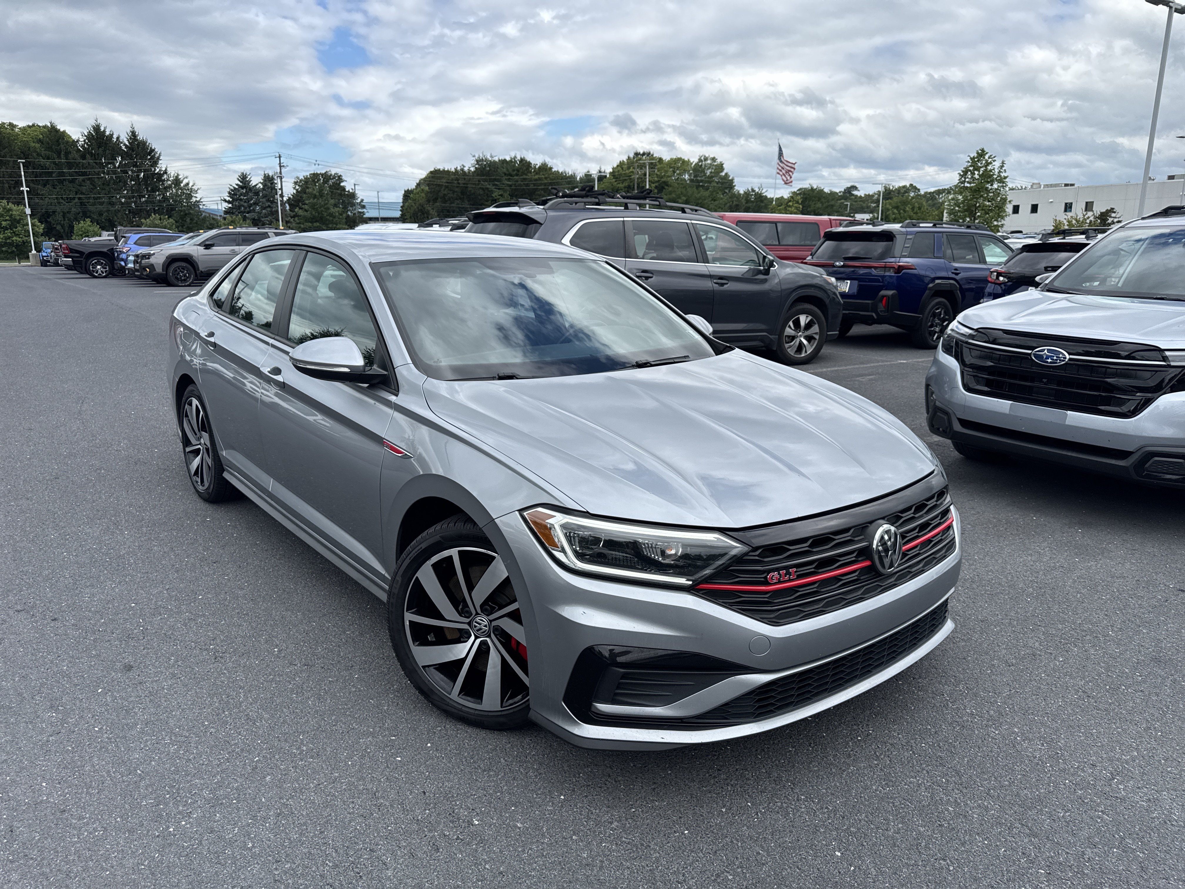 Used 2020 Volkswagen Jetta GLI FWD image 18