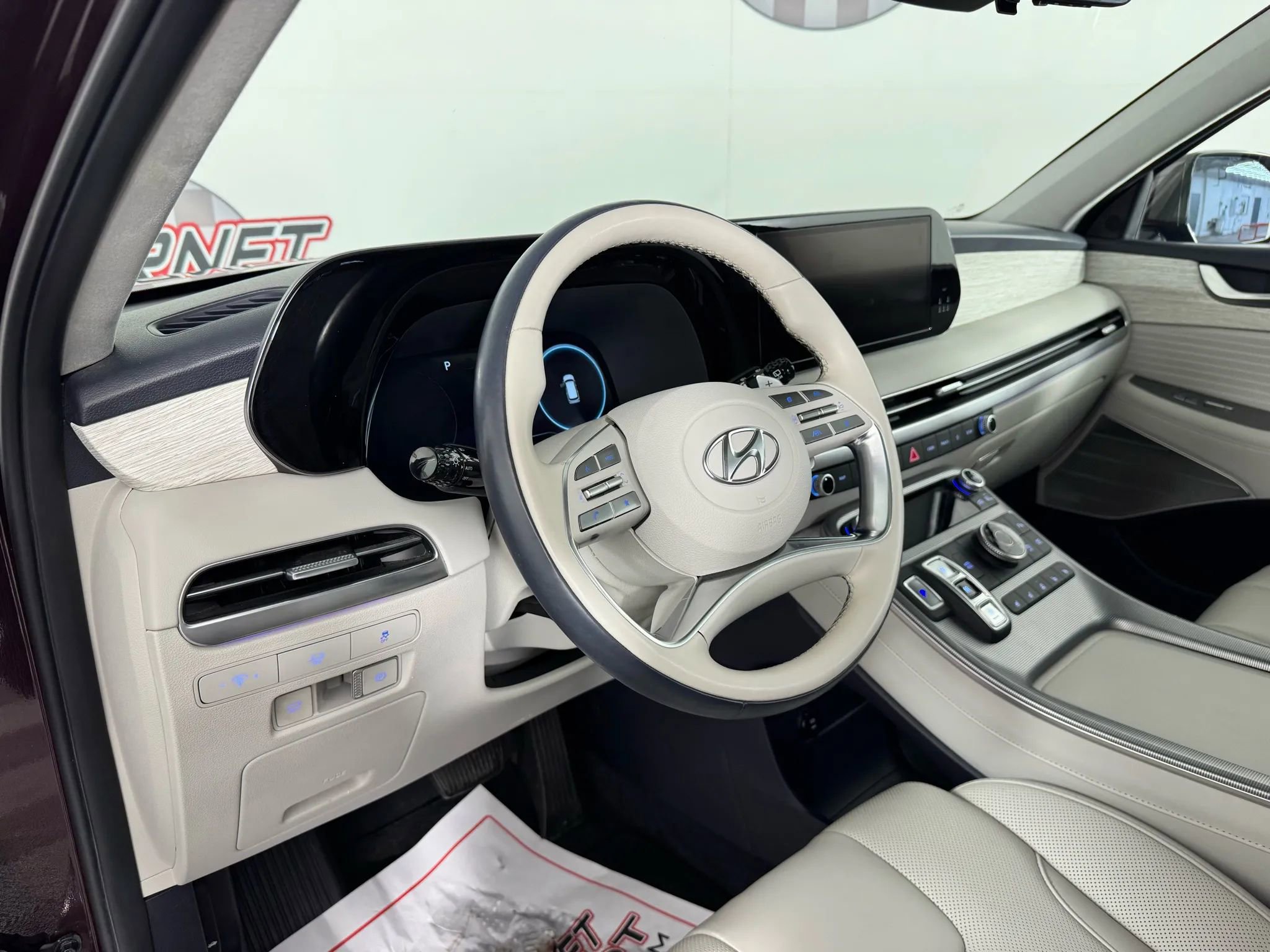 Used 2023 Hyundai Palisade Calligraphy w/ Cargo Package image 10