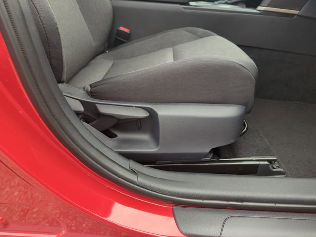 Used 2025 Toyota Camry LE FWD image 35