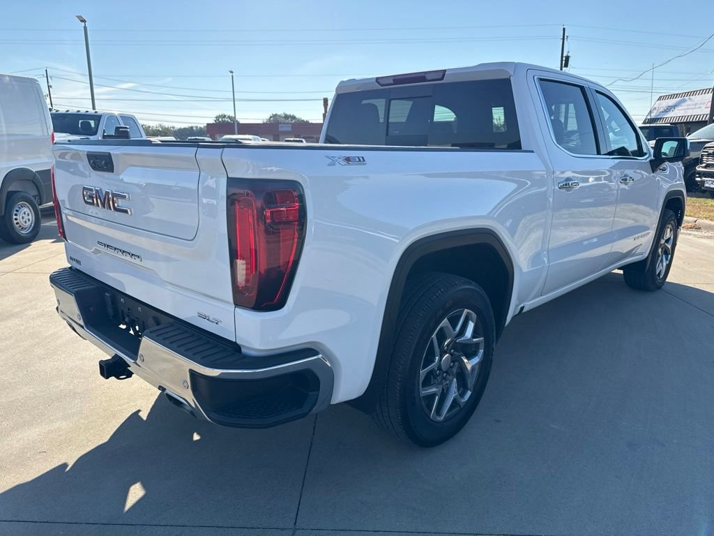 Used 2024 GMC Sierra 1500 SLT AWD/4WD image 8