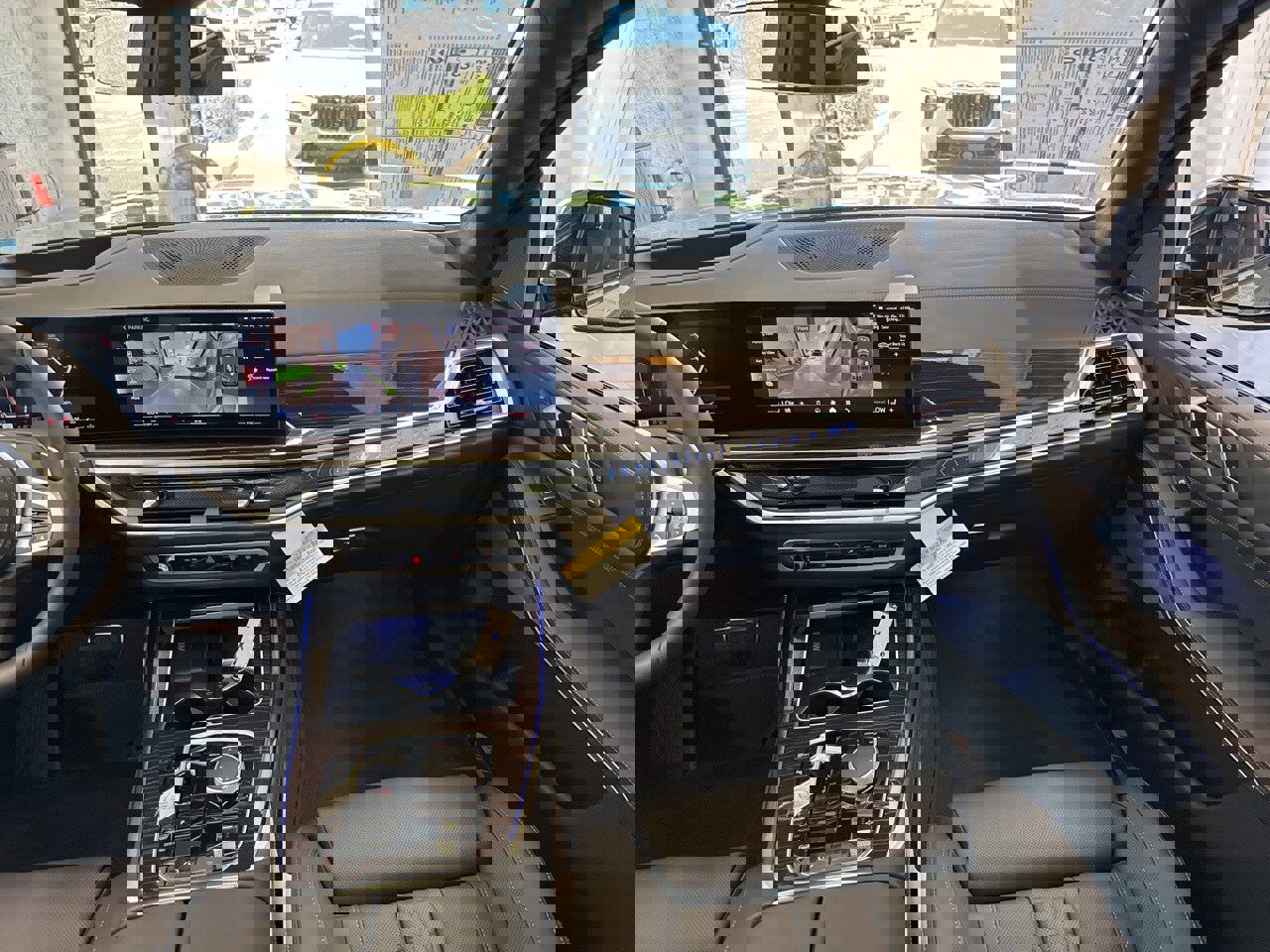 New 2026 BMW X7 xDrive40i w/ M Sport Package image 57