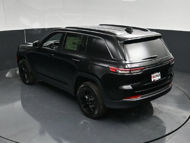 New 2026 Jeep Grand Cherokee Altitude AWD/4WD image 54