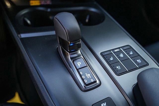 New 2026 Lexus UX 300h AWD image 21