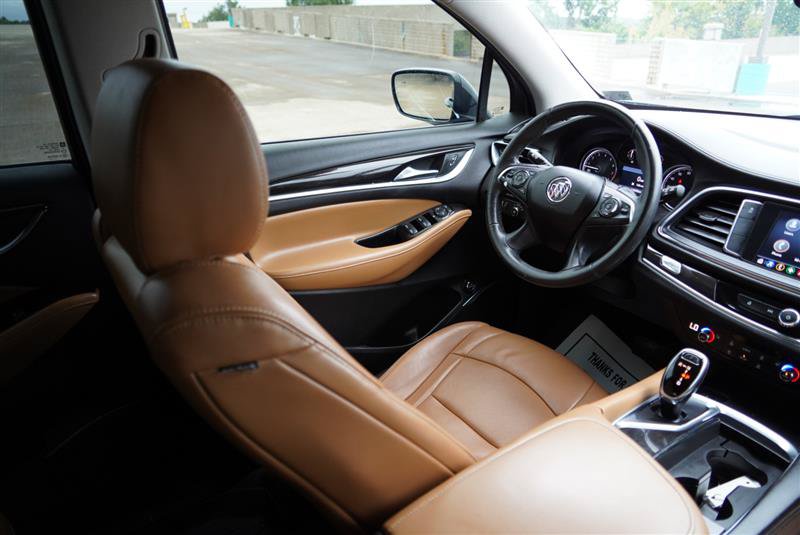 Used 2020 Buick Enclave Essence FWD image 34