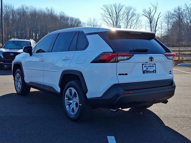 Used 2023 Toyota RAV4 LE image 5