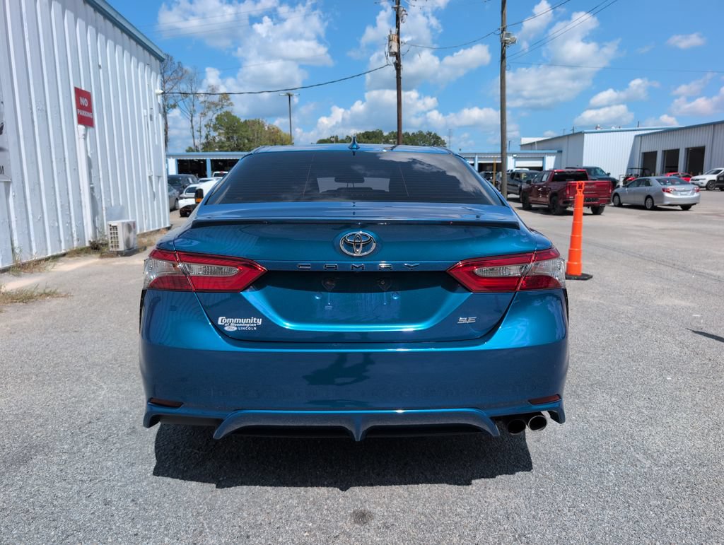 Used 2019 Toyota Camry SE FWD image 7