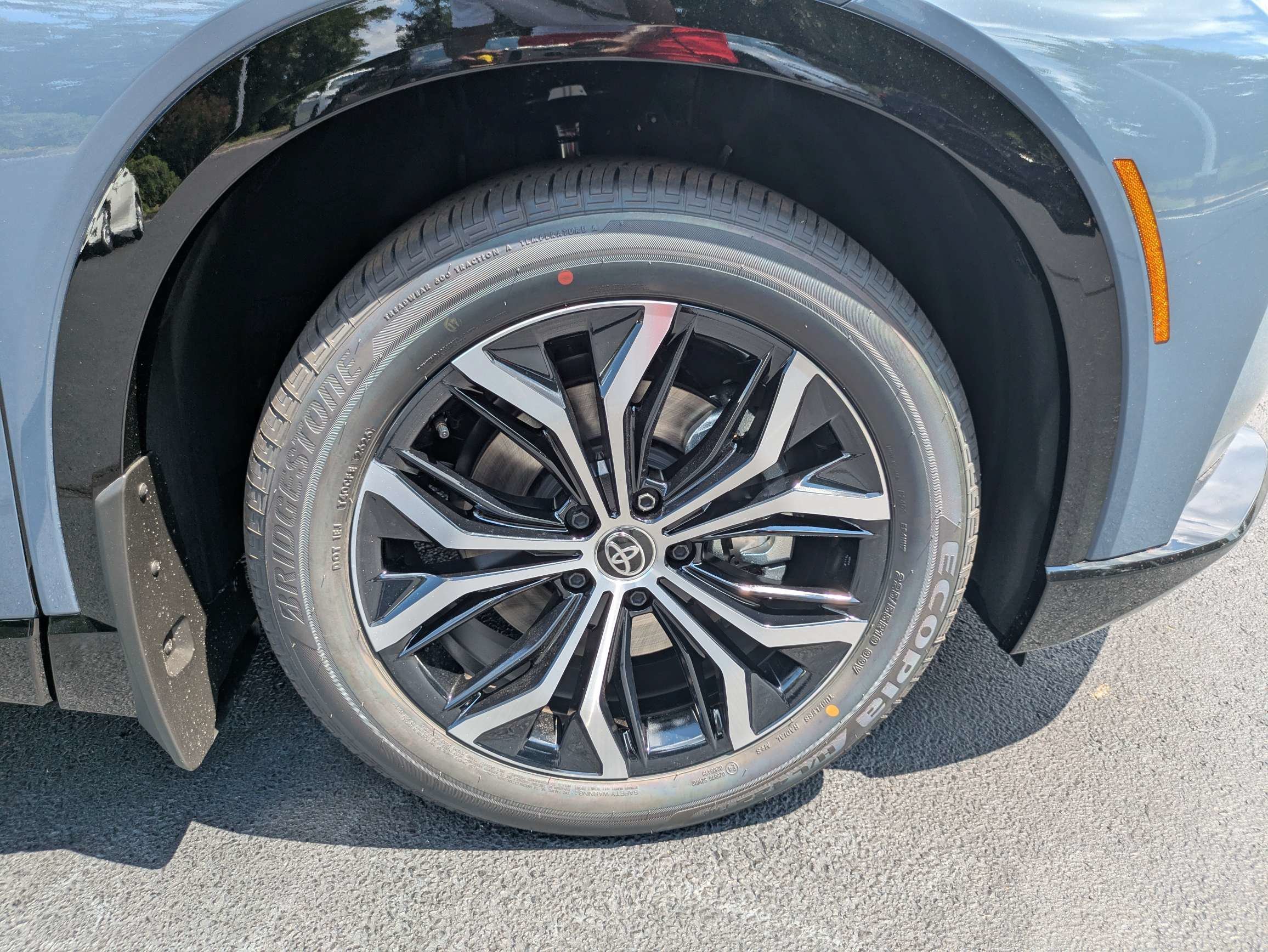 New 2026 Toyota Crown Signia AWD/4WD image 12