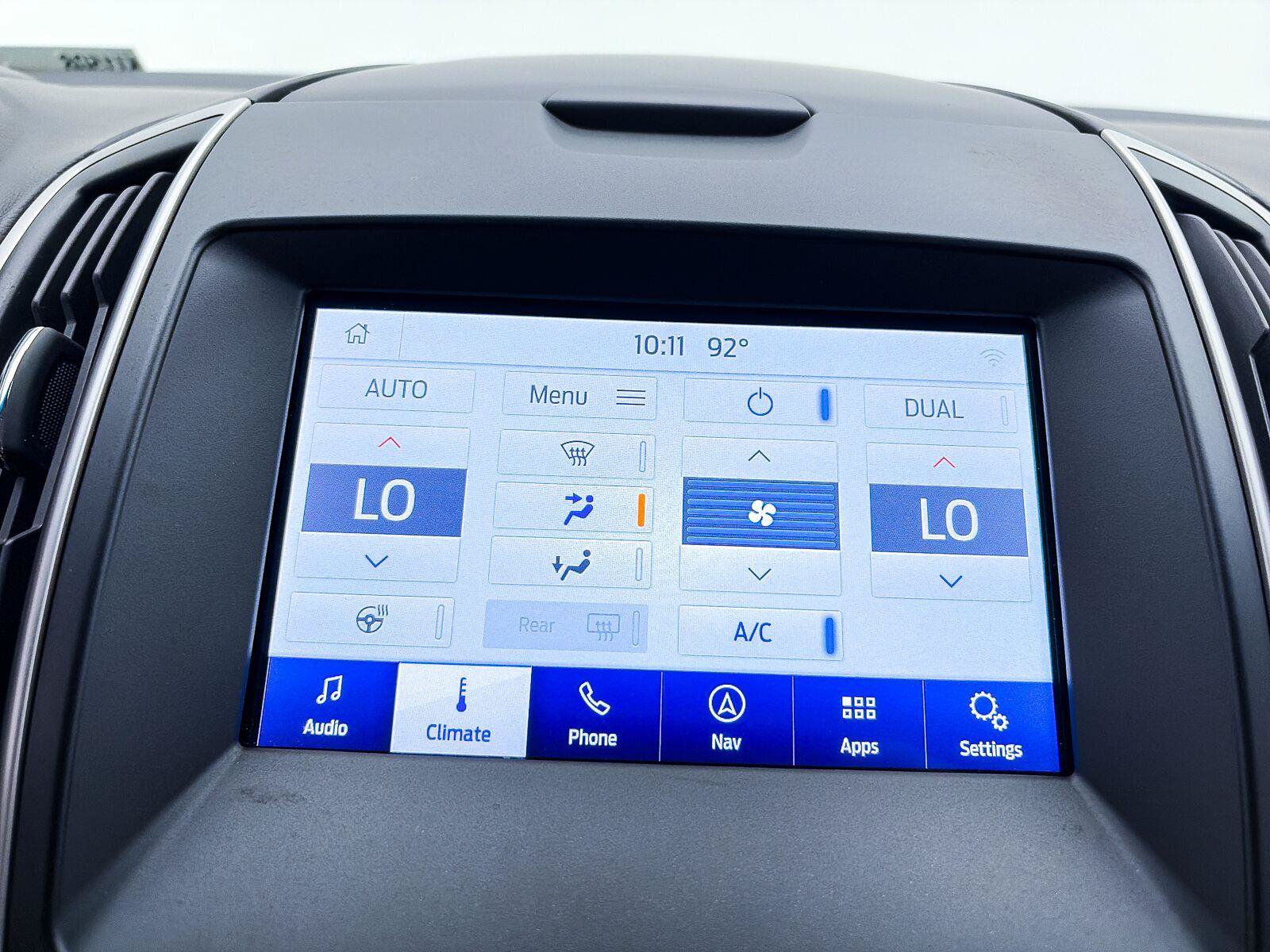 Used 2019 Ford Edge SEL w/ Cold Weather Package AWD/4WD image 20
