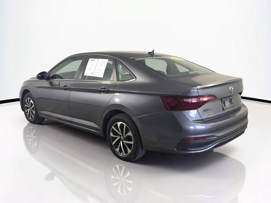 Used 2024 Volkswagen Jetta S FWD image 7