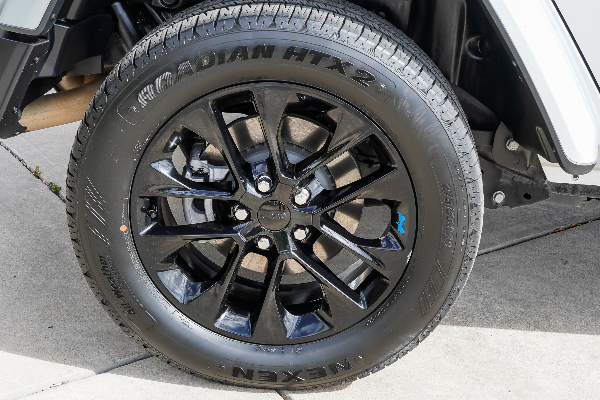 Used 2023 Jeep Wrangler Unlimited Sahara AWD/4WD image 13