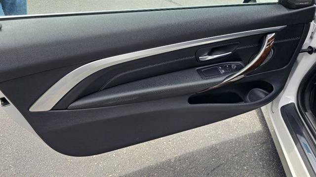 Used 2019 BMW 430i Coupe w/ Executive Package RWD image 29