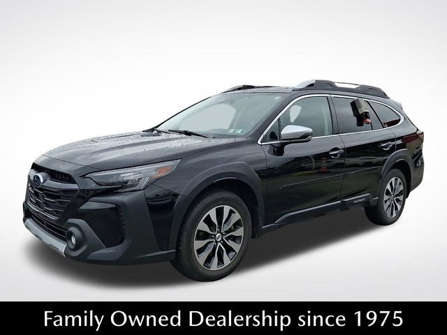 Certified 2025 Subaru Outback Touring AWD/4WD image 3