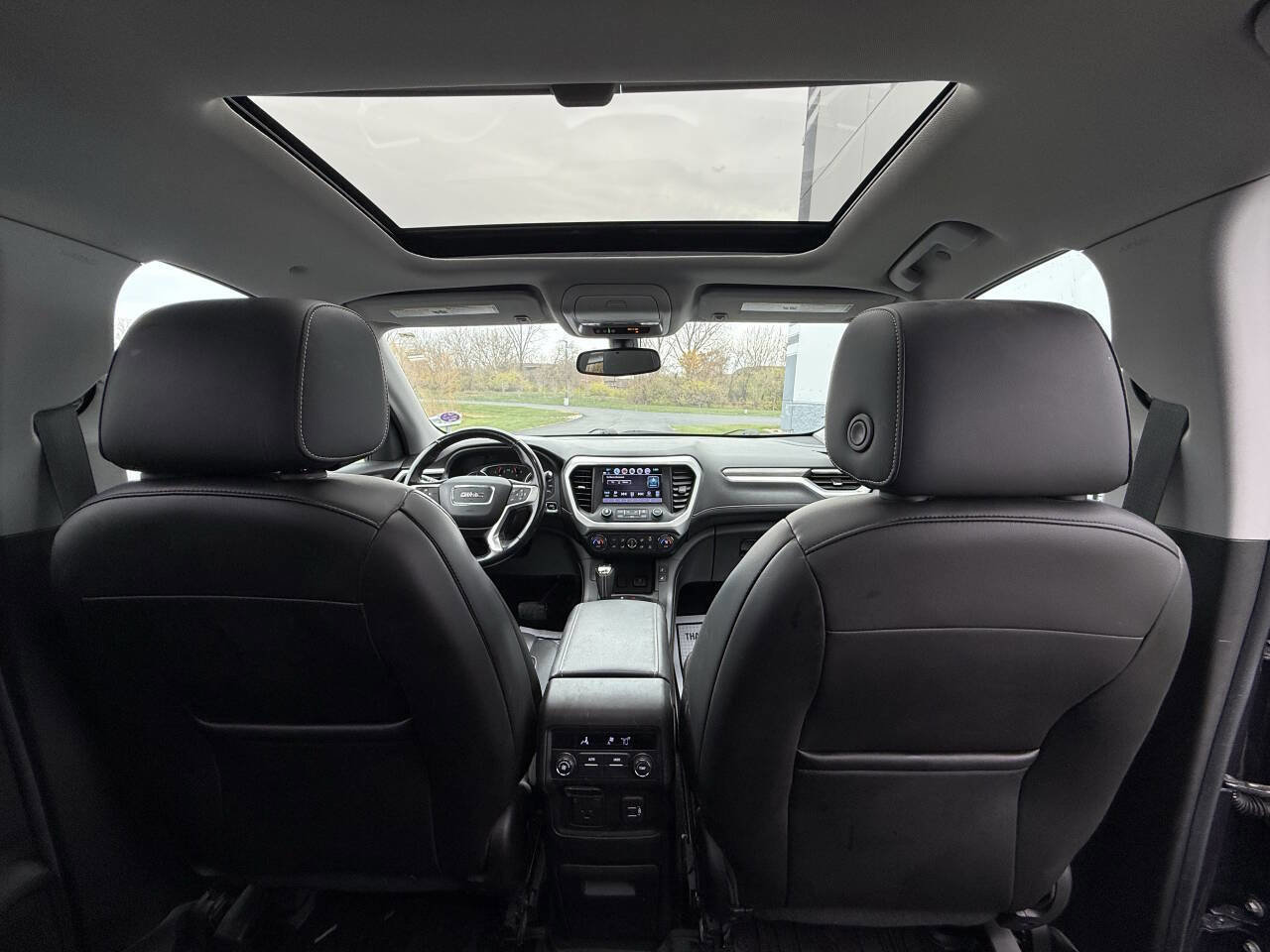 Used 2019 GMC Acadia SLT w/ LPO, Floor Liner Package image 29