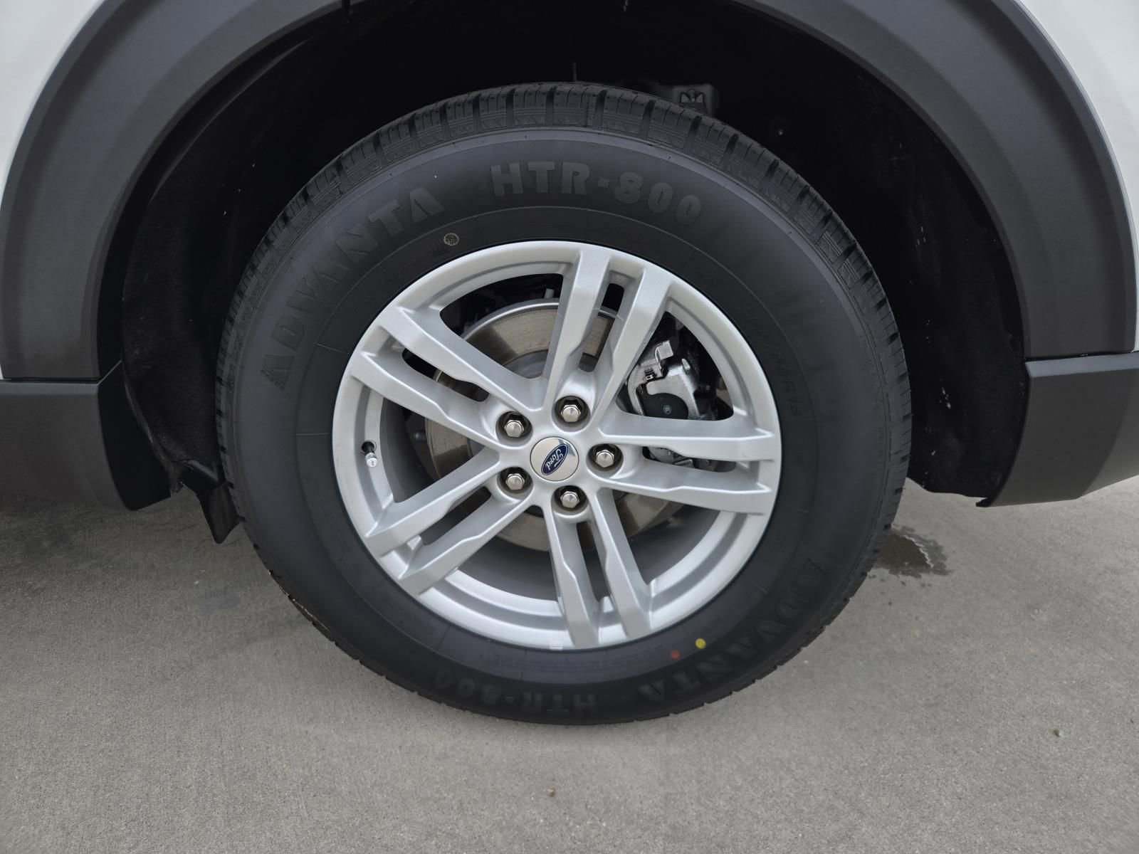 Used 2023 Ford Explorer XLT RWD image 32