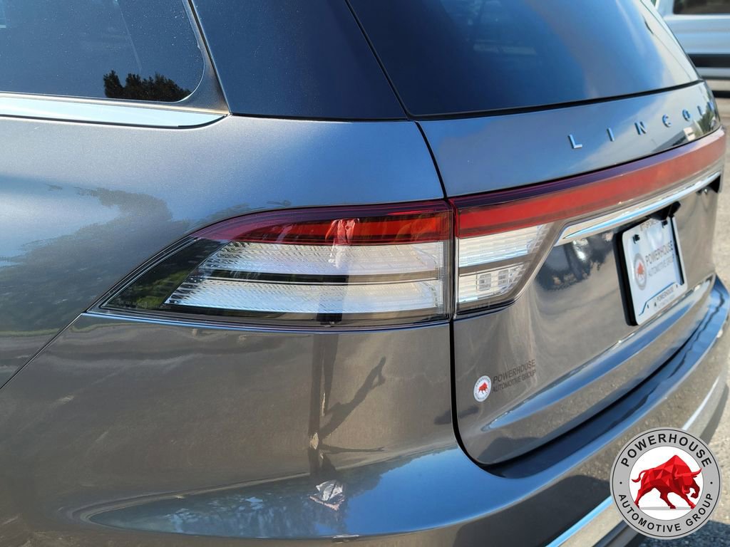 Used 2021 Lincoln Aviator Reserve w/ Equipment Group 201A RWD image 13
