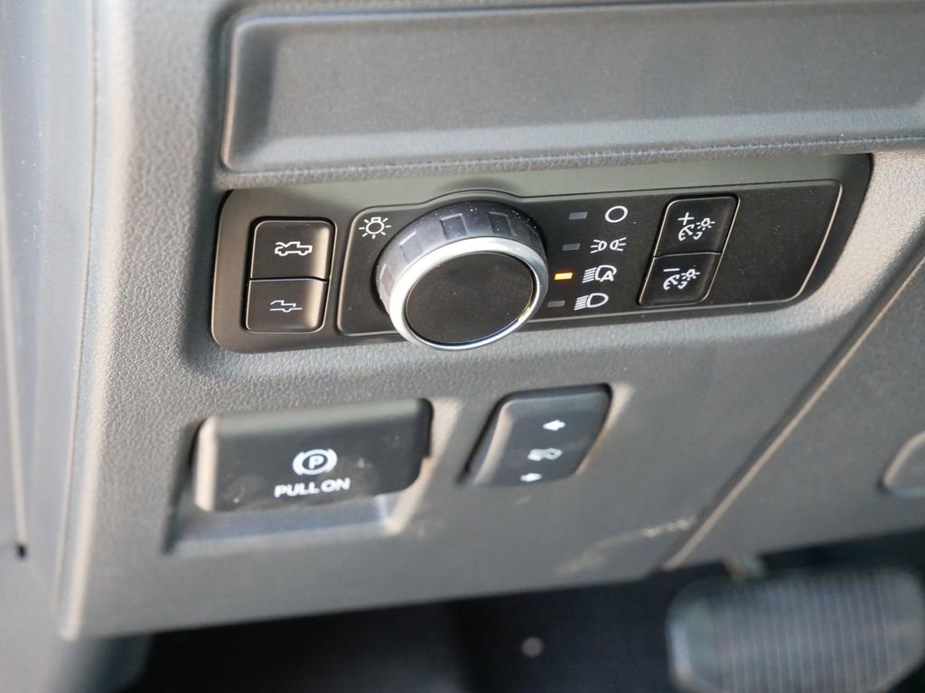 New 2025 Ford F150 Lightning Lariat AWD/4WD image 19