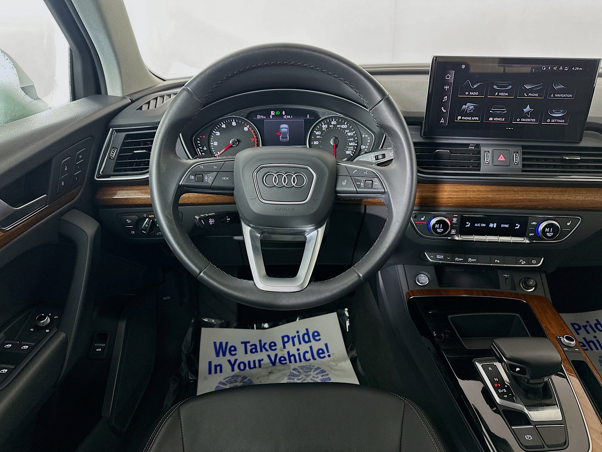 Used 2023 Audi Q5 2.0T Premium w/ Convenience Package image 21