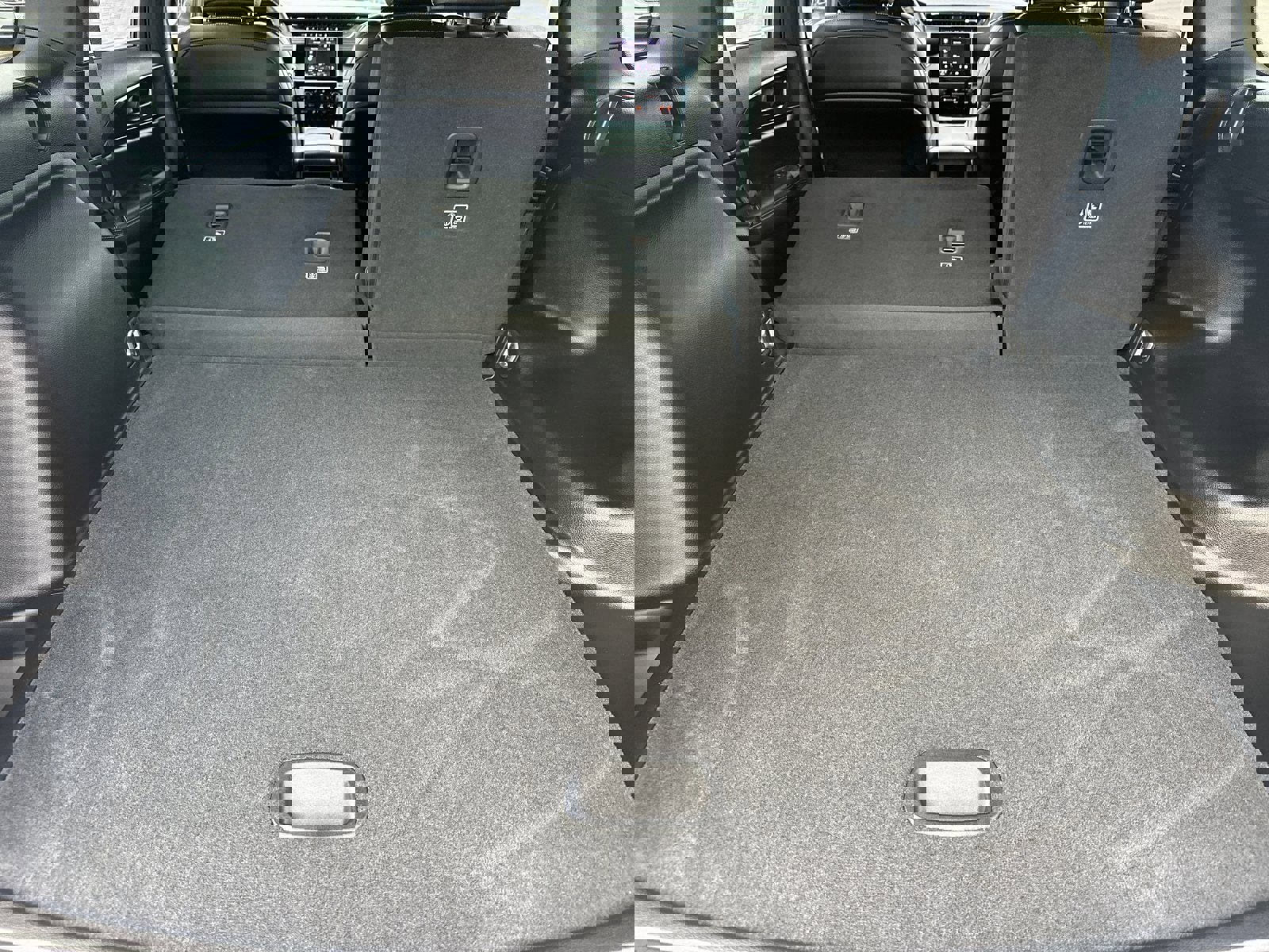 New 2025 Jeep Grand Cherokee Altitude image 14
