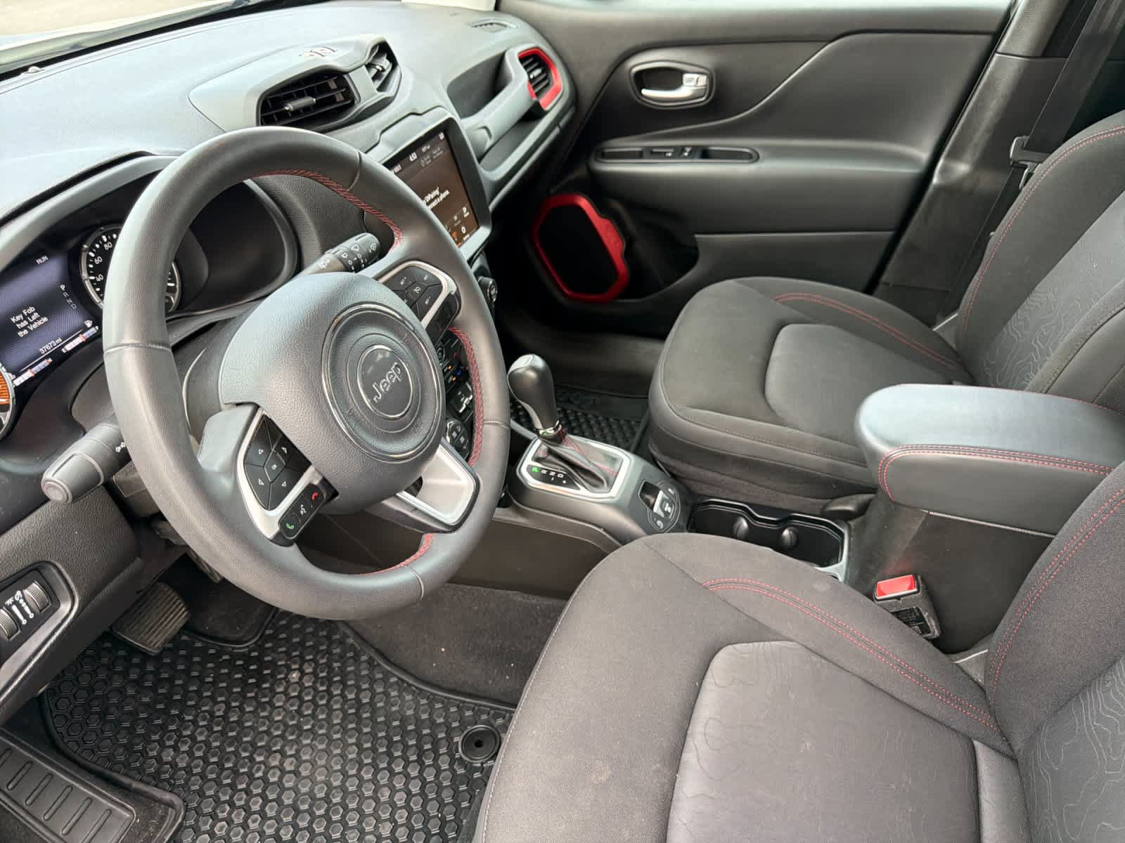 Used 2023 Jeep Renegade Trailhawk AWD/4WD image 11
