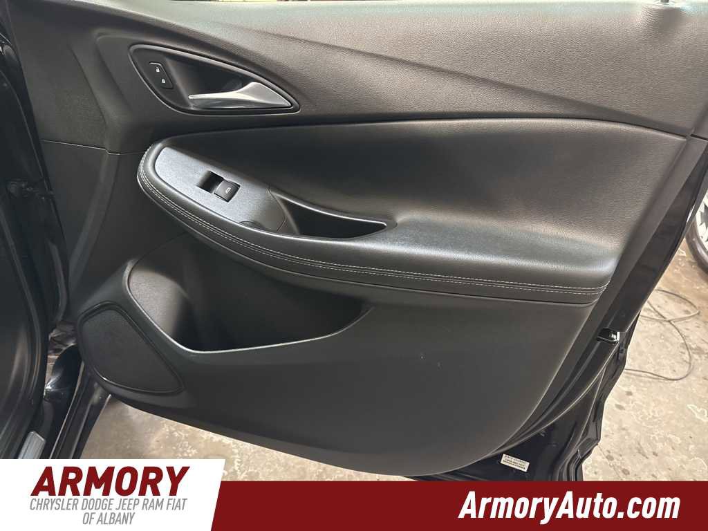 Used 2021 Buick Encore GX Preferred w/ Cold Weather Comfort Package image 33