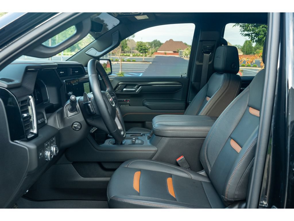 Used 2026 GMC Sierra 1500 AT4 w/ AT4 Premium Package AWD/4WD image 11