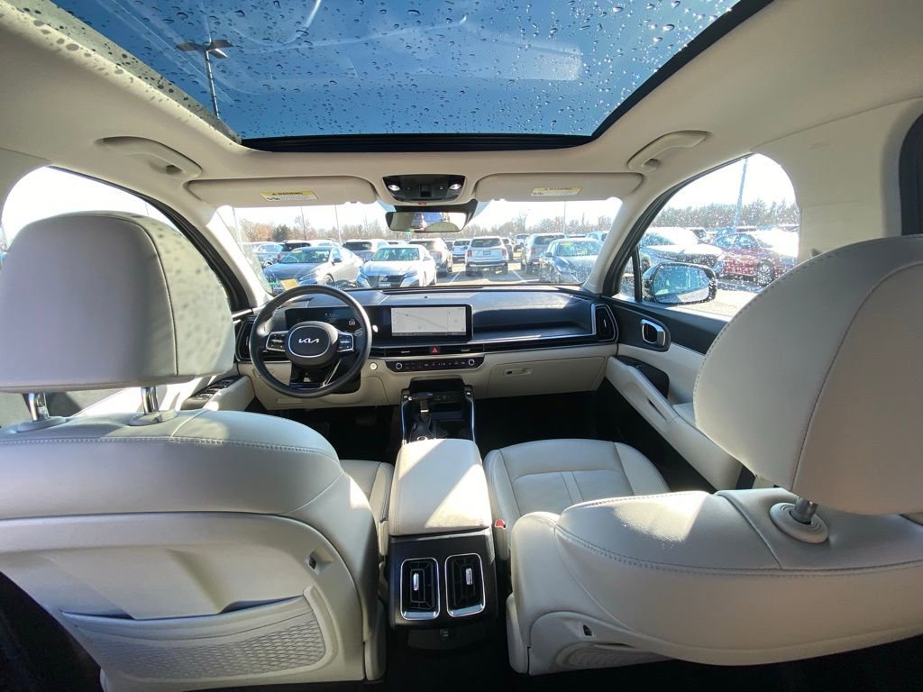 Certified 2025 Kia Sorento X-Line EX image 26