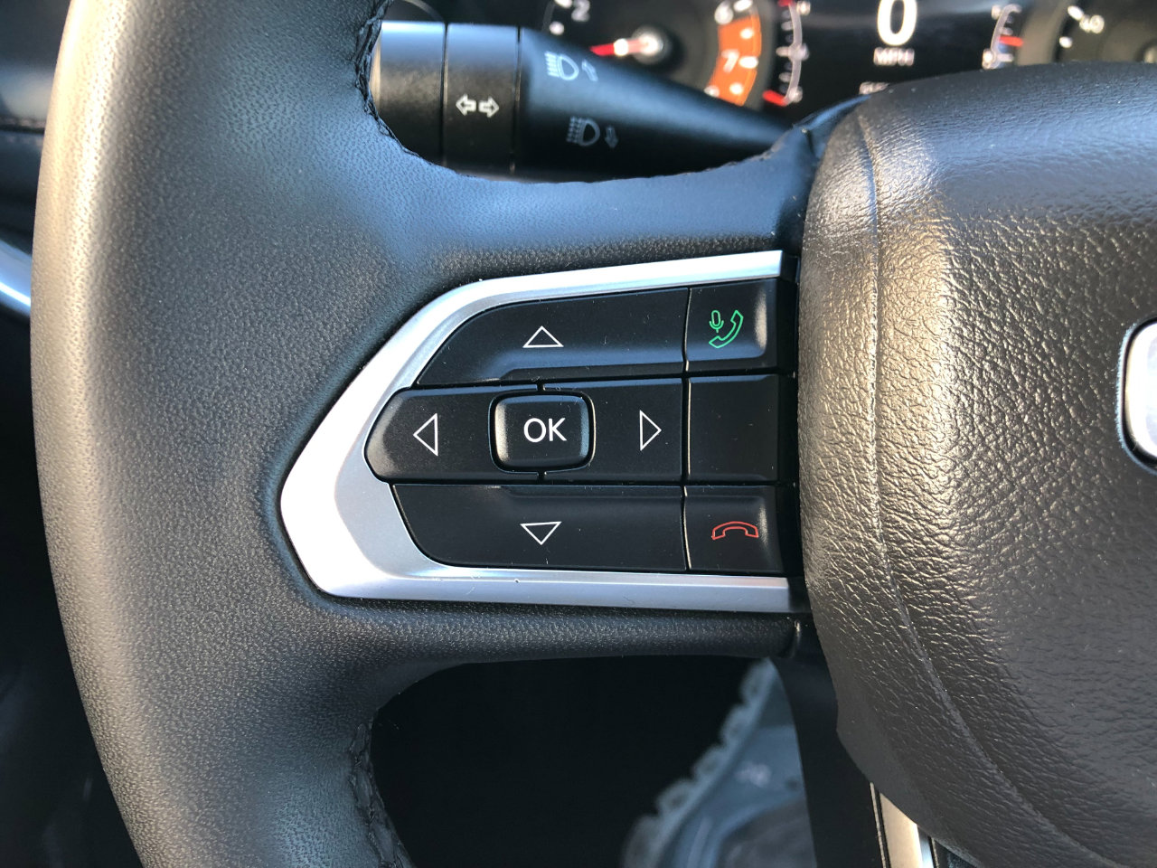 Used 2023 Jeep Compass Limited image 13