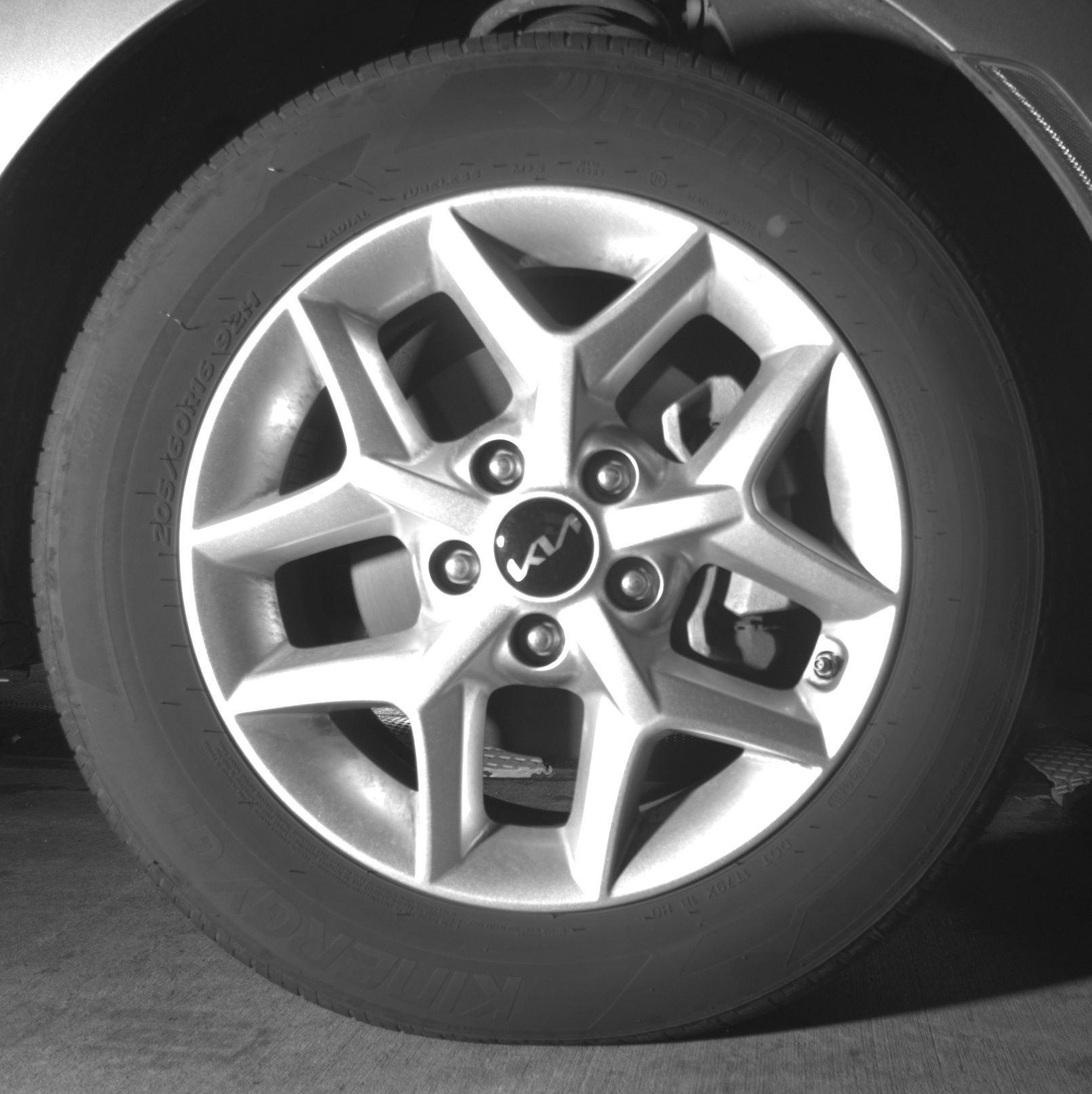 Used 2025 Kia Soul LX w/ LX Technology Package FWD image 13